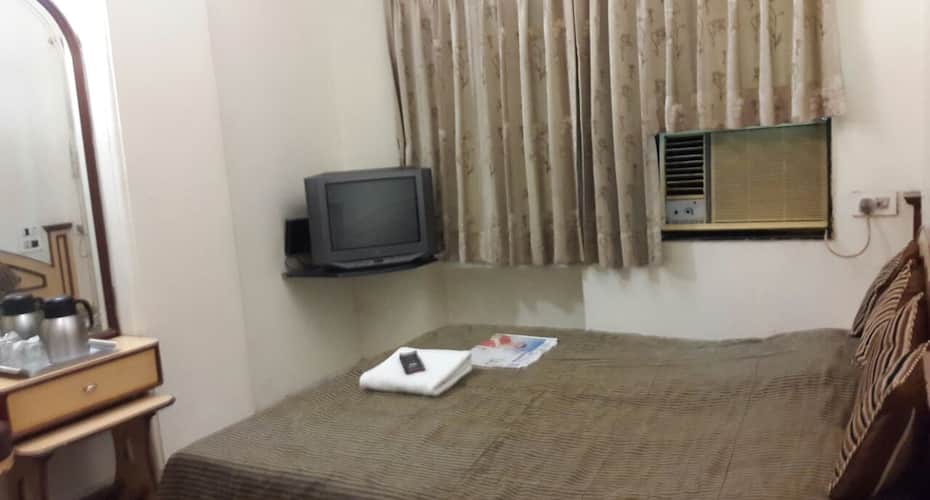 Hotel Stay Inn, Surat 5